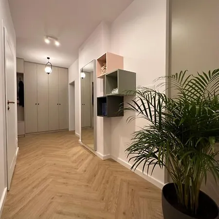 Na Letniej Z Duzym Tarasem Z Widokiem Na Gory *