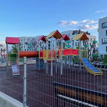 Na Letniej Z Duzym Tarasem Z Widokiem Na Gory Klodzko